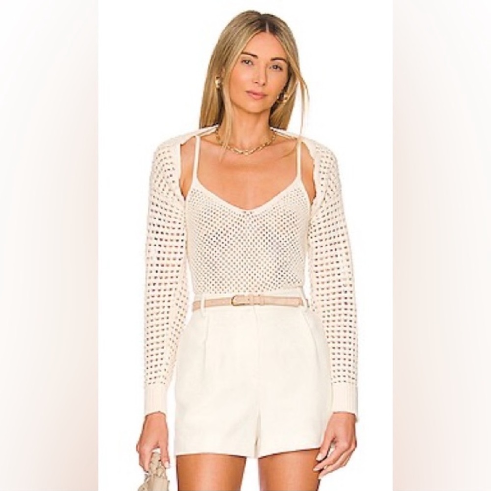 L’agence Sammy Tank & Shawl in Ecru